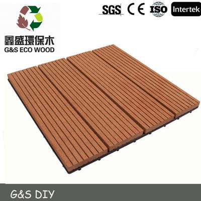 갑판 타일을 연결하는 300 Ｘ 300 Wpc 데코러티브 벽 패널 목재 마루 Redrose Diy